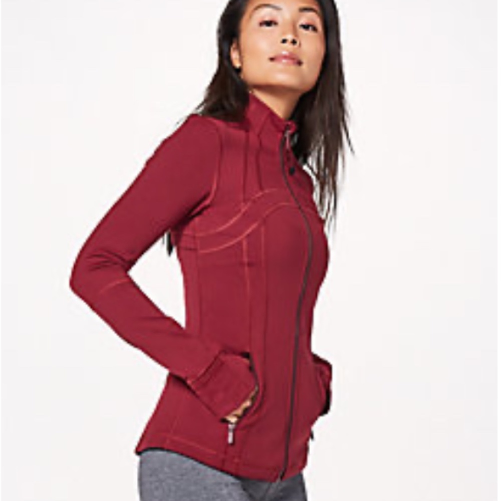 Lululemon Define Jacket in Ruby Wine size 4